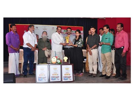 ഗ്രീന്‍ ക്ലീന്‍ കോഴിക്കോട്: കര്‍ഷകര്‍ക്കുള്ള കംപ്യൂട്ടര്‍ കോഴ്‌സിനു തുടക്കം