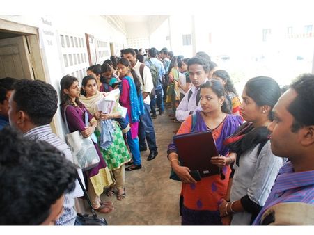 കോഴിക്കോട്ട് സര്‍ക്കാര്‍ ജോബ് ഫെസ്റ്റ്; ഒഴിവുകള്‍ 5750, മികച്ച കമ്പനികള്‍ തൊഴില്‍ ദാതാക്കൾ