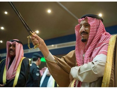 ഒട്ടകയോട്ട മല്‍സരത്തോടെ സൗദി ജനാദ്രിയ ഉല്‍സവത്തിന് പ്രൌഢോജ്വല തുടക്കം