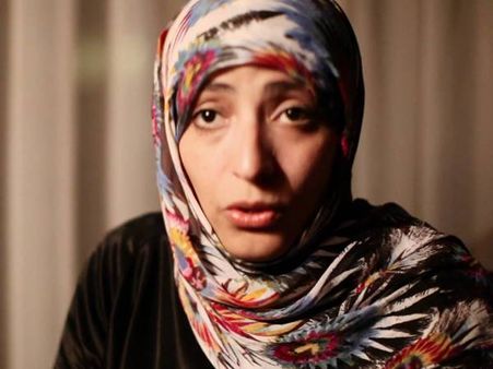 സൗദിയും യുഎഇയും സൈനിക അധിനിവേശം അവസാനിപ്പിക്കണമെന്ന് യമന്‍ നൊബേല്‍ ജേതാവ്