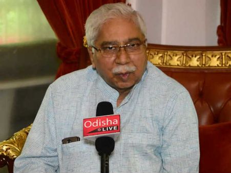 സംഘികളുടെ കളി സാഹിത്യ അക്കാദമിയില്‍ ചെലവായില്ല, പ്രതിഭാ റായ് വീണു, ചന്ദ്രശേഖര കമ്പാര്‍ അധ്യക്ഷന്‍