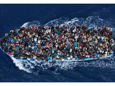 മധ്യധരണ്യാഴി മരണക്കടലാവുന്നു; വീണ്ടും കുടിയേറ്റ ബോട്ട് മുങ്ങി പാകിസ്താനികളടക്കം 90 മരണം