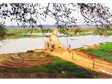 ഗാന്ധിജിയുടെ ചിതാഭസ്മം നിളക്ക് സമര്‍പ്പിച്ചിട്ട് ഇന്നേക്ക് ഏഴ് പതിറ്റാണ്ട്, സര്‍വോദയമേളക്ക് ഇന്ന് നിളാതീരത്ത് തുടക്കം