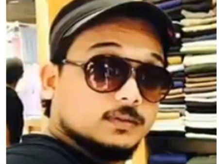 ഷുഹൈബ് വധം; പ്രതി ആകാശിന് ഫേസ്ബുക്കില്‍ ആരാധികമാരും ആരാധകന്മാരും