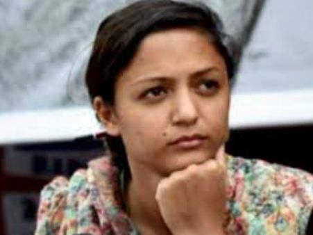 മിശ്രവിവാഹം പ്രോത്സാഹിപ്പിക്കണമെന്ന് ഷെഹ്ല... ബലാത്സംഗ ഭീഷണിയുമായി മതമൗലിക വാദികള്‍