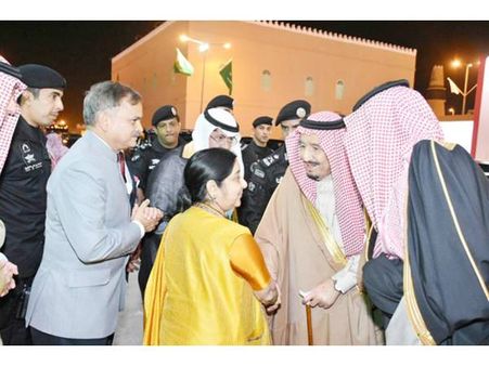 സൗദി രാജാവുമായി സുഷമാ സ്വരാജ് കൂടിക്കാഴ്ച നടത്തി