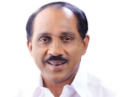 ബാബുവിന്റെ പകുതി സ്വത്ത് എവിടെ നിന്ന്? മുന്‍ മന്ത്രിയെ കുടുക്കി വിജിലന്‍സ്, ലോക്കറില്‍ 200 പവന്‍