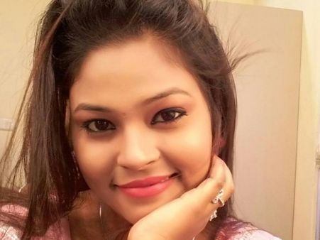 പ്രമുഖ സീരിയൽ നടി കിടപ്പുമുറിയിൽ തൂങ്ങിമരിച്ച നിലയിൽ! അവസരങ്ങൾ ലഭിച്ചില്ല, മാനസികമായി തളർന്നു...