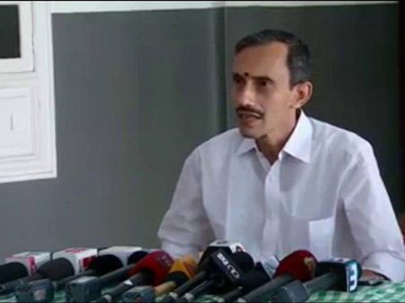 ബംഗാൾ മുഖ്യമന്ത്രി ബുദ്ധദേവ് കർഷകരോട് ചെയ്തതെന്ത്? മഹിജയോട് പിണറായി ചെയ്തതോ, ഫട്നാവിസ് മാതൃക!