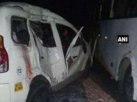 ആന്ധ്രാപ്രദേശിലെ ചിറ്റൂരിൽ കാറിൽ ബസ് ഇടിച്ച് നാല് മലയാളികൾ മരിച്ചു; കാസർകോട് സ്വദേശികൾ...