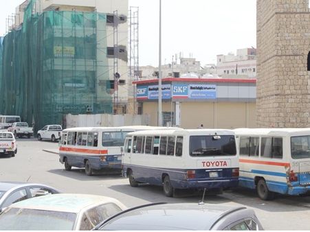 സൗദിയില്‍ ആയിരത്തിലേറെ മിനിബസ്സുകള്‍ നിര്‍ത്തലാക്കുന്നു; പ്രതിഷേധവുമായി ഡ്രൈവര്‍മാര്‍