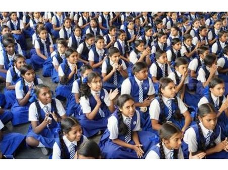 വടകര നവോദയ വിദ്യാലയത്തിൽ വിദ്യാർത്ഥികൾക്ക് പനി പടരുന്നു, ആരോഗ്യവകുപ്പ് പരിശോധന നടത്തി