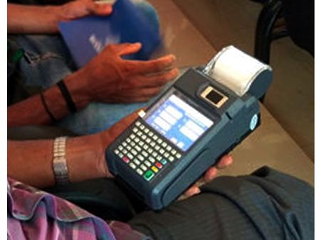 റേഷന്‍ കടകളിലെ ഇ പോസ് മെഷിന്‍ പതിനായിരത്തോളം സെയില്‍സ്മാന്‍രുടെ ജോലി നഷ്ടപ്പെടുത്തും?