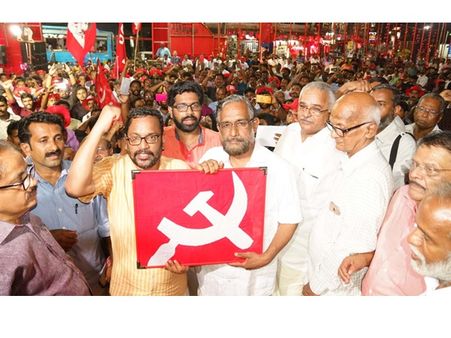 പച്ചക്കോട്ടയില്‍ ചുവപ്പ് മയം; നാലുദിനം മലപ്പുറം ചെഞ്ചായമണിയും