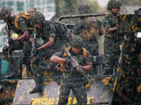 അടിയന്തരാവസ്ഥയില്‍ ഒതുങ്ങിയില്ല: ശ്രീലങ്കയില്‍ സോഷ്യൽ മീഡിയയ്ക്കും വിലക്ക്, മുസ്ലിം- ബുദ്ധ കലാപം!