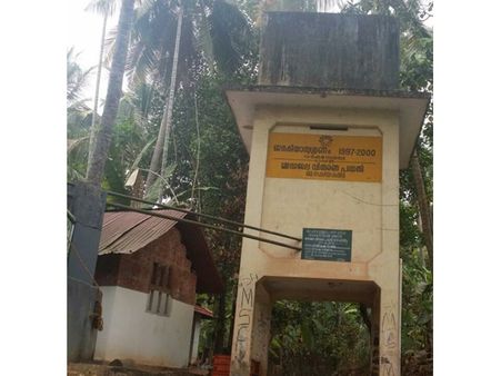 പദ്ധതിക്ക് അകാല ചരമം; മൂന്നര ലക്ഷം മുടക്കി നിര്‍മ്മിച്ച വാട്ടര്‍ ടാങ്ക് നോക്കുകുത്തിയായി