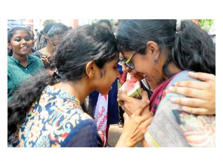 വത്തക്ക പ്രസംഗം: അധ്യാപകനെതിരെ കേസെടുത്തതിന് എതിരെ മുസ്‌ലിം സംഘടനകള്‍