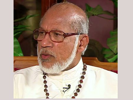 ഭൂമി വിവാദം പരിഹരിച്ചെന്ന് കർദിനാൾ മാർ ജോർജ് ആലഞ്ചേരി.. എതിർ നീക്കങ്ങളുമായി വിമതർ