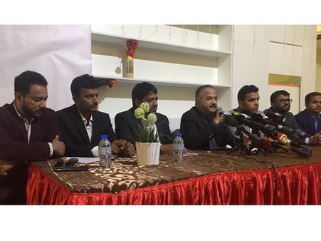 കറാമയിൽ പുതിയ ശാഖയുമായി സീബ്രീസ് കാർ​ഗോ എത്തുന്നു