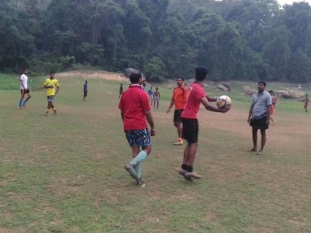 ഇടുക്കിയിലും ഉണ്ടേ ഐഎസ്എല്‍; ഇത് കൊമ്പൊടിഞ്ഞാല്‍ സ്‌പെഷ്യല്‍ ലീഗ്...