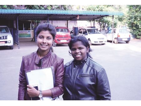 തൃശൂര്‍ മുതൽ ഹിമാലയം വരെ; യാത്രയ്‌ക്കൊരുങ്ങി പെണ്‍കുട്ടികള്‍; ബുള്ളറ്റില്‍ ഹിമാലയത്തിലേക്ക്