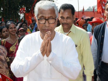 മണിക്ക് സര്‍ക്കാര്‍ അത്ര സിംപിളല്ല..... വീടും കാറും വേണം... ബിജെപിയുടെ സഹായം!! ഇതോ ലളിത ജീവിതം!!