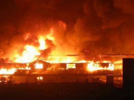 അഭയാര്‍ഥി ക്യാംപ് കത്തിയമര്‍ന്നു; വാവിട്ട് കരഞ്ഞ് റോഹിങ്ക്യകള്‍!! ദുരൂഹത, കേസിനെ ബാധിക്കും