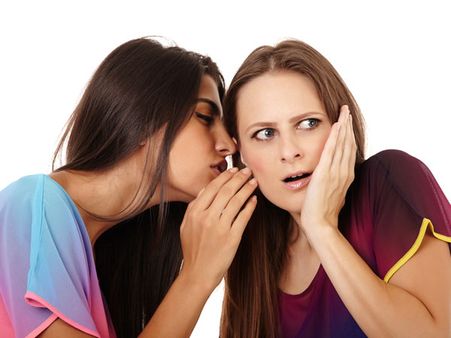 ചിരിയില്‍ മയങ്ങല്ലേ... ചിരിച്ച് മയക്കാന്‍ ഈ രാശിക്കാര്‍ മിടുക്കരാണ്.. പക്ഷെ മയങ്ങിയാല്‍ പണി ഉറപ്പ്!