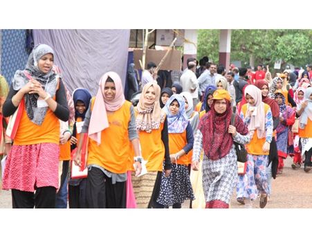 വടകരയിൽ വർണവിസ്മയങ്ങളോടെ കേരള കൗമാര സമ്മേളനം തുടങ്ങി