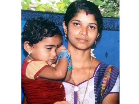 മാതാവിന്റെയും കുഞ്ഞിന്റെയും തീ കൊളുത്തി മരണം; ഭര്‍തൃപീഡന പരാതിയില്‍ പോലീസ് അന്വേഷണം തുടങ്ങി