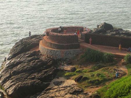 കാസര്‍കോടിന്റെ സാംസ്‌കാരിക വൈവിധ്യം സൈലന്റ്‌വാലിയിലെ ജൈവ വൈവിധ്യത്തെ ഓര്‍മ്മിപ്പിക്കുന്നു