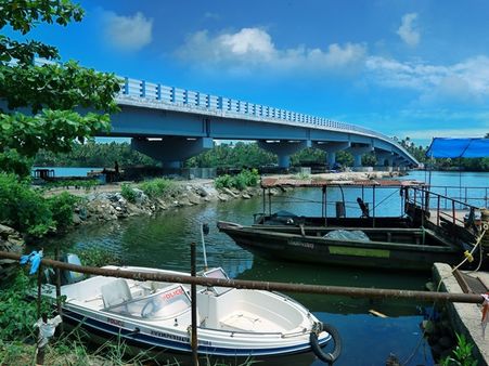 പുത്തന്‍വേലിക്കര സ്റ്റേഷന്‍ക്കടവു പാലം പണി പൂര്‍ത്തിയായി; ഉദ്ഘാടനം അടുത്ത മാസം