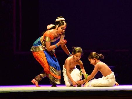 അവിസ്മരണീയമായി ലിസി മുരളീധരന്റെ ഗുരുദേവ ജ്ഞാനാമൃതം