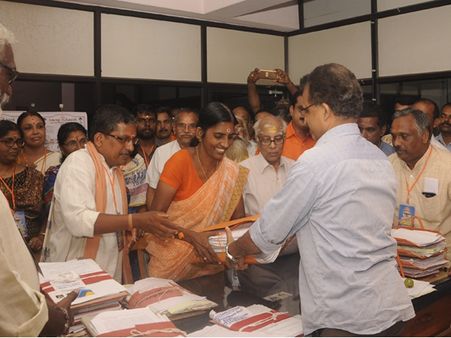 മലബാര്‍ ദേവസ്വം ബോര്‍ഡിനെക്കാള്‍ ഭേദം കൊള്ളക്കാര്‍: കെപി ശശികല ടീച്ചര്‍