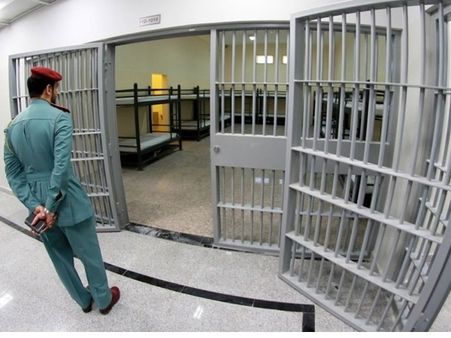 ദുബായ് ജയിലില്‍ കുടുങ്ങിക്കിടക്കുന്നവര്‍ക്ക് സഹായമായി സ്വദേശി വ്യാപാരിയുടെ വക ഒരു ലക്ഷം ദിര്‍ഹം