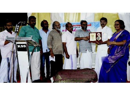 ഇന്ത്യയുടെ ബഹുസ്വരത സംരക്ഷിക്കാന്‍ ജനാധിപത്യ വിശ്വാസികള്‍ ജാകരൂകരായിരിക്കണം: ഇഎം സതീശന്‍