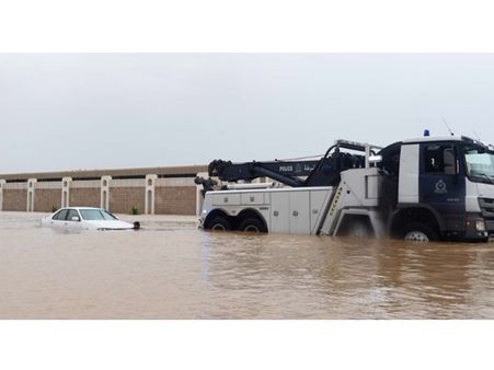 മെകുനു ചുഴലിക്കാറ്റ്: മൂന്ന് ഇന്ത്യക്കാരുള്‍പ്പെടെ മരണം 11 ആയി, കാണാതായവരില്‍ മലയാളിയും