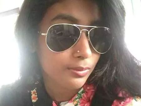 വെറും 15 വയസ്സ്... ദേശീയ നീന്തല്‍ താരം വീട്ടില്‍ തൂങ്ങിമരിച്ച നിലയില്‍; കാരണം ?