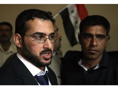 ജോര്‍ജ് ബുഷിനു നേരെ ഷൂ എറിഞ്ഞ ഇറാഖ് മാധ്യമപ്രവര്‍ത്തകന്‍ പാര്‍ലമെന്റിലേക്ക് മല്‍സരിക്കുന്നു