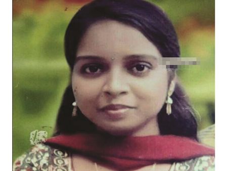 നാട്ടുകാര്‍ നോക്കിനില്‍ക്കേ ഭര്‍ത്താവ് ഭാര്യയെ പെട്രോള്‍ ഒഴിച്ചു കത്തിച്ചു, ഭര്‍ത്താവ് ബിരാജ് കസ്റ്റഡിയില്‍