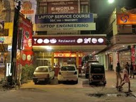 വ്യാജവെളിച്ചെണ്ണ വിറ്റതിന് വ്യാപാരികള്‍ക്ക്‌ പിഴ; മാഗി ചിക്കന്‍ വിറ്റതിന് അല്‍ബേക്കിനും പിഴ