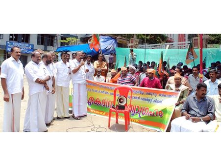 ഇഎസ്ഐ സെക്കണ്ടറി സൗകര്യങ്ങള്‍ വയനാട്ടില്‍ ലഭ്യമാക്കും: വി രാധാകൃഷ്ണന്‍