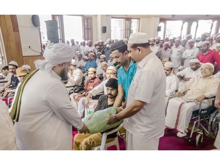 മഅ്ദിന്‍ റമദാന്‍ കാരുണ്യ ക്കൈനീട്ടം പദ്ധതി; റമദാന്‍ കിറ്റുകള്‍ വിതരണം തുടങ്ങി