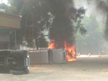 തൂത്തുകുടിയില്‍ വീണ്ടും വെടിവയ്പ്; ഒരാള്‍ കൊല്ലപ്പെട്ടു, എസ്പിക്ക് പരിക്ക്, തമിഴ്‌നാട് കത്തുന്നു!!