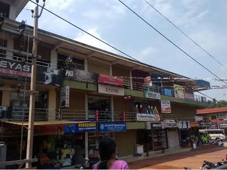 വാടക പിരിച്ചെടുക്കാത്തത് കാരണം ഗ്രാമപഞ്ചായത്തിന് ഒരു കോടിയിലേറെ രൂപയുടെ നഷ്ടം