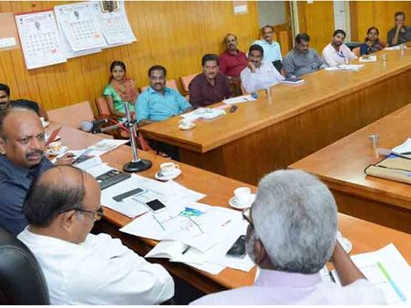 ഹരിതകര്‍മ്മസേന ജൈവ മാലിന്യം സംസ്‌കരിച്ച് ജൈവവളമാക്കി വിപണനം നടത്തണം: സുബ്രതാ ബിശ്വാസ്