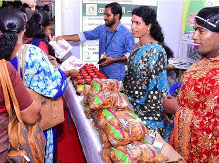 പൊന്‍കതിരില്‍ രുചിയൂറും വിഭവങ്ങളുമായി ട്രാന്‍സ്‌ജെന്റര്‍ വിഭാഗത്തിന്റെ കുടുംബശ്രീ സ്റ്റാളുകളും