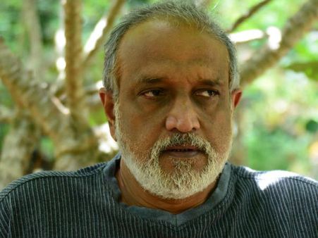 ഇത്തവണ സോഷ്യൽ മീഡിയ കൊന്നത് വികെ ശ്രീരാമനെ... സ്വന്തം ചരമ വാർത്ത ആസ്വദിക്കുന്നുവെന്ന് ശ്രീരാമൻ!