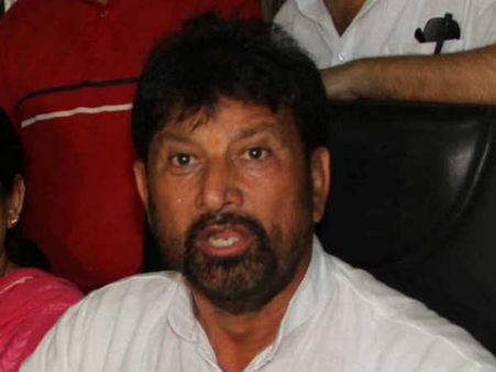 കത്വയെ കുറിച്ച് മിണ്ടരുത്.... ഷുജാതിന്റെ ഗതി വരും, മാധ്യമങ്ങള്‍ക്ക് ഭീഷണിയുമായി ബിജെപി എംഎല്‍എ!!