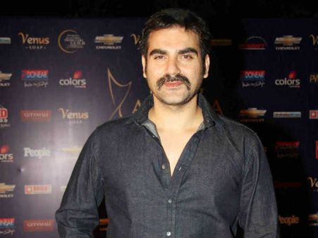 ഐപിഎൽ വാതുവെയ്പ്; നടൻ അർബാസ് ഖാൻ കുറ്റം സമ്മതിച്ചു, ആറ് വർഷമായി വാതുവെയ്പിൽ സജീവം,നഷ്ടം 2.80 കോടി